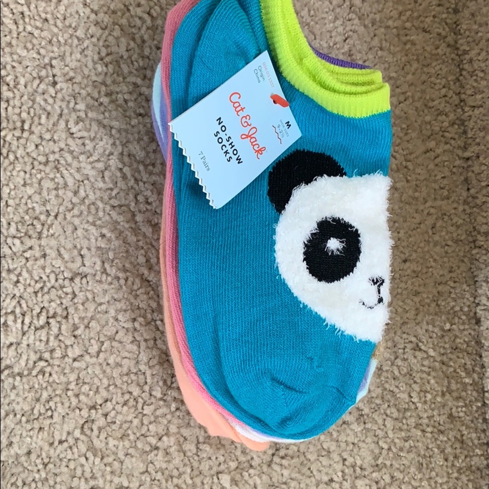 7 Pairs of Brand New No Show Socks